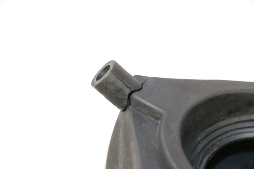 photo de SPORTO DEL CARBURANTE YAMAHA XMAX X-MAX 125 (2006 - 2009) - Stato della superficie e materiale