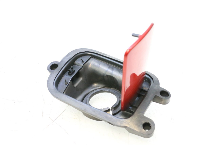 photo de Sportello del serbatoio YAMAHA YP MAJESTY 125 (1998 - 2001) - Dettaglio del componente