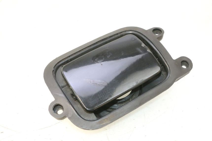 photo de SPORTELLO DEL SERBATOIO YAMAHA YP MAJESTY 125 (2007 - 2010) - Vista principale