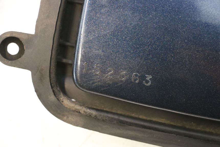 photo de Sportello del serbatoio YAMAHA YP MAJESTY 125 (1998 - 2001) - Altra angolazione