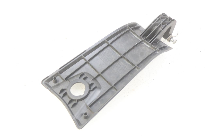 photo de Sportello del serbatoio YAMAHA YP X-MAX XMAX 400 (2014 - 2017) - Dettaglio del componente