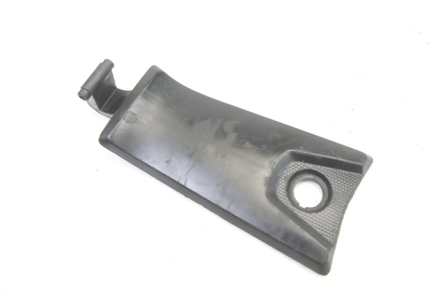 photo de Sportello del serbatoio YAMAHA YP X-MAX XMAX 400 (2014 - 2017) - Zoom sullo stato d'uso