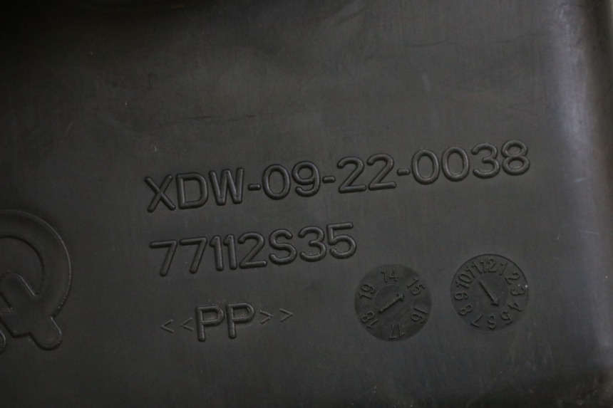 photo de SPORTELLO QUADRO 4 4D 350 (2015 - 2018) - Zoom sullo stato d'uso