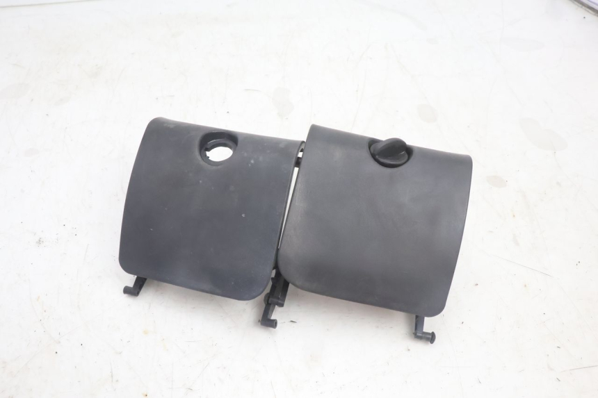 photo de SPORTELLO ANTERIORE HONDA FES PANTHEON 2T 125 (1998 - 2002) - Vista principale