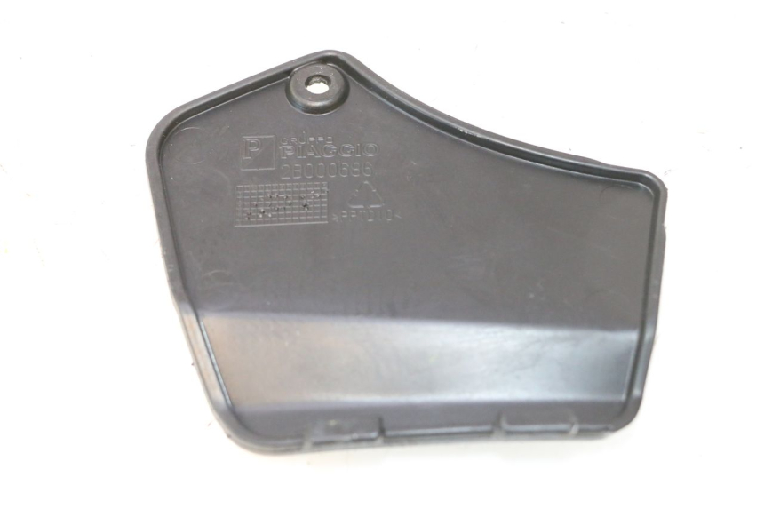 photo de SPORTELLO ANTERIORE PIAGGIO MP3 500 (2016 - 2018) - Dettaglio del componente