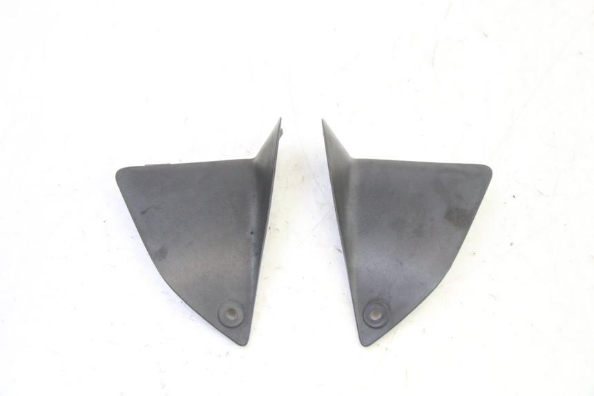 photo de SPORTELLO ANTERIORE SUZUKI SV S 650 (2003 - 2009) - Dettaglio del componente
