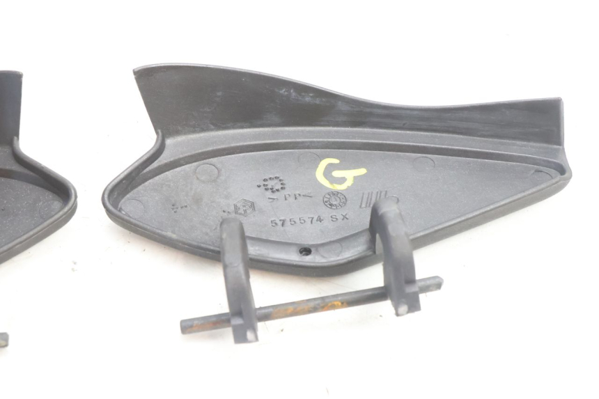 photo de SPORTELLO ANTERIORE PIAGGIO X9 AMALFI 180 (2000 - 2003) - Marcature e riferimenti originali