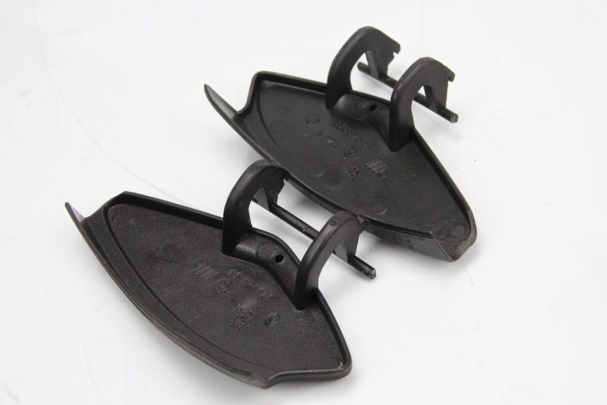 photo de Sportello di ispezione anteriore PIAGGIO X9 125 (2000 - 2003) - Primo piano tecnico