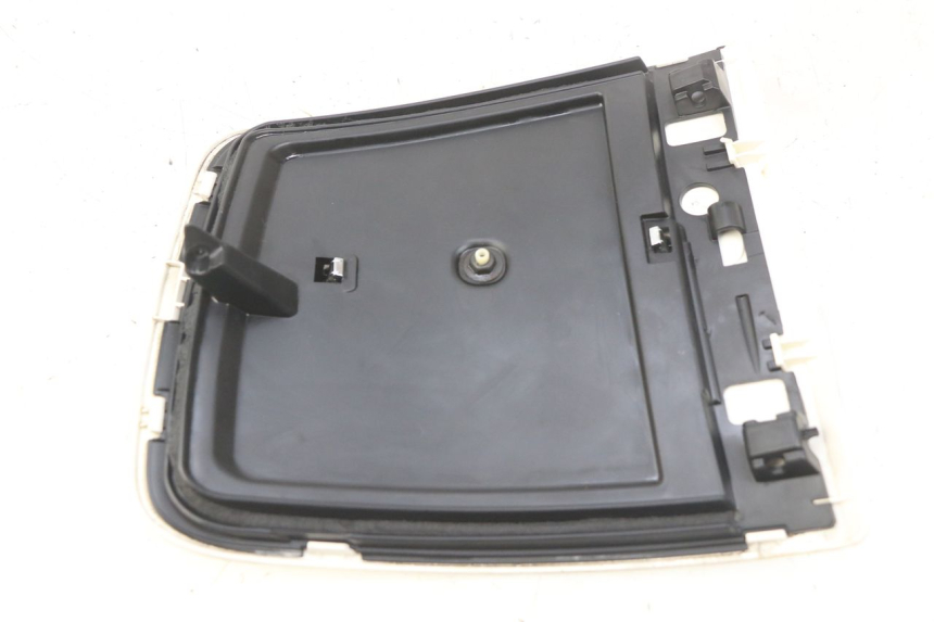 photo de SPORTA DI ISPEZIONE DESTRA PEUGEOT DJANGO 2T 50 (2014 - 2019) - Zoom sullo stato d'uso