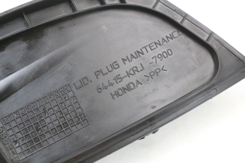 photo de SPORTA DI ISPEZIONE DESTRA HONDA FES S-WING SWING ABS 125 (2007 - 2015) - Zoom sullo stato d'uso