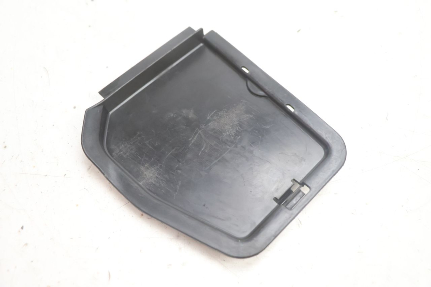 photo de SPORTELLO DESTRA HONDA FJS SILVER WING SILVERWING 400 (2005 - 2008) - Zoom sullo stato d'uso