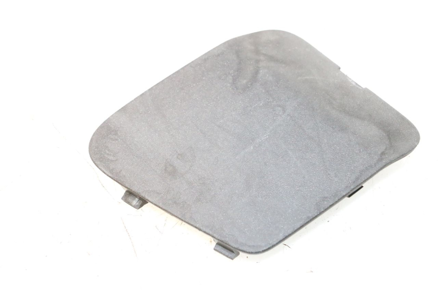 photo de SPORTELLO DESTRA PEUGEOT SATELIS 125 (2006 - 2009) - Dettaglio del componente