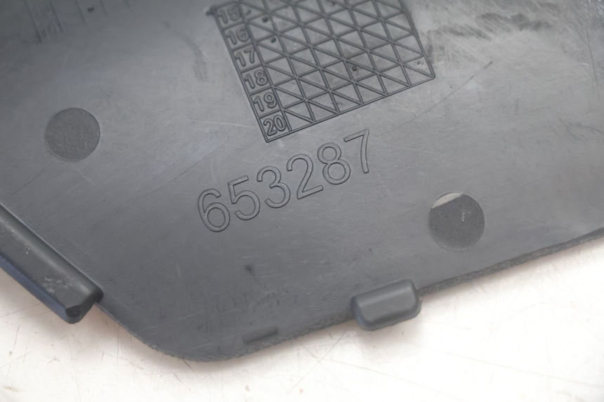 photo de SPORTELLO SINISTRO PIAGGIO MP3 500 (2016 - 2018) - Primo piano tecnico