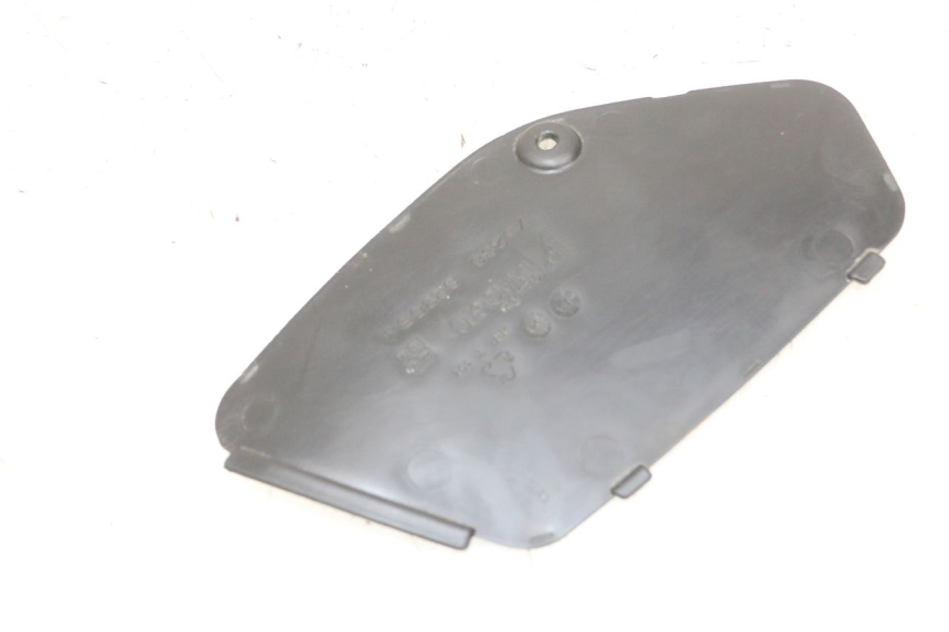 photo de SPORTA DI ISPEZIONE SINISTRA PIAGGIO XEVO - X EVO 125 (2007 - 2017) - Zoom sullo stato d'uso