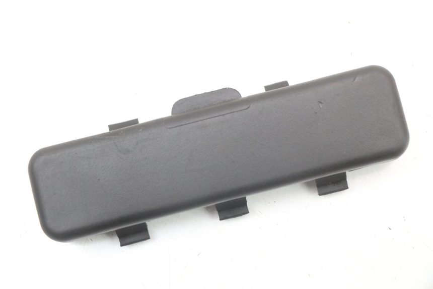 photo de SPORTELLO PEUGEOT KISBEE 2T 50 (2018 - 2022) - Vista principale