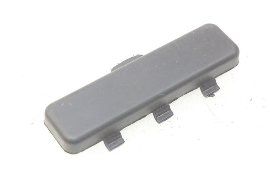 photo de SPORTO DI ISPEZIONE PEUGEOT KISBEE 4T 50 (2010 - 2017) - Zoom sullo stato d'uso