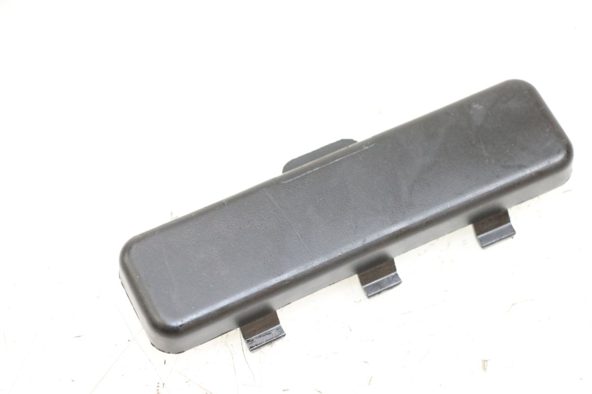 photo de SPORTO DI ISPEZIONE PEUGEOT KISBEE 4T 50 (2018 - 2022) - Zoom sullo stato d'uso