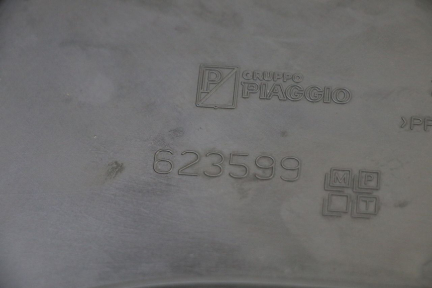 photo de SPORTELLO PIAGGIO MP3 500 (2011 - 2015) - Primo piano tecnico