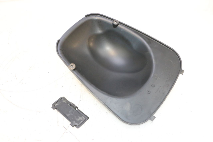 photo de SPORTELLO PIAGGIO MP3 RL 250 (2006 - 2010) - Dettaglio del componente