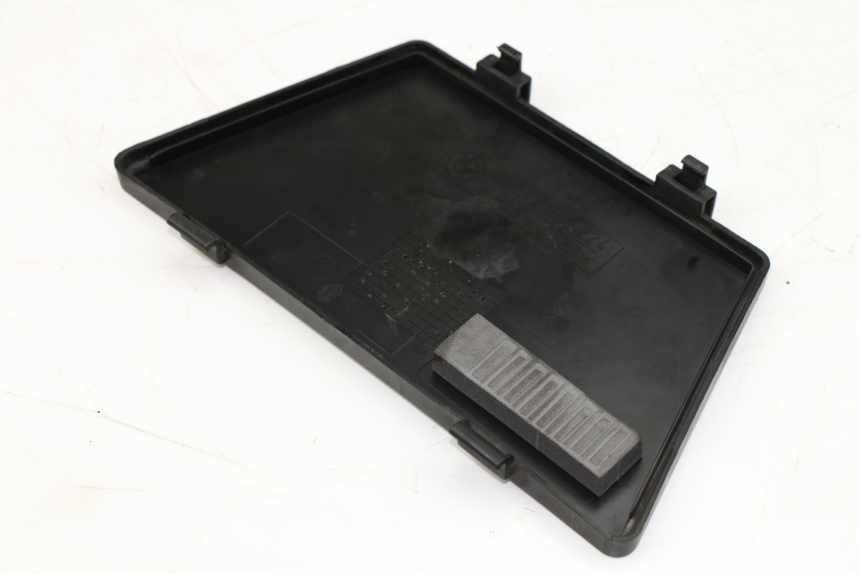 photo de Sportello di ispezione BMW R RT 850 (1999 - 2007) - Zoom sullo stato d'uso