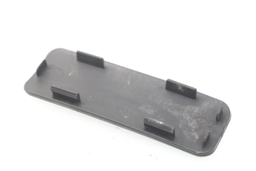 photo de Sportello di ispezione PEUGEOT V-CLIC VCLIC 50 (2007 - 2013) - Zoom sullo stato d'uso