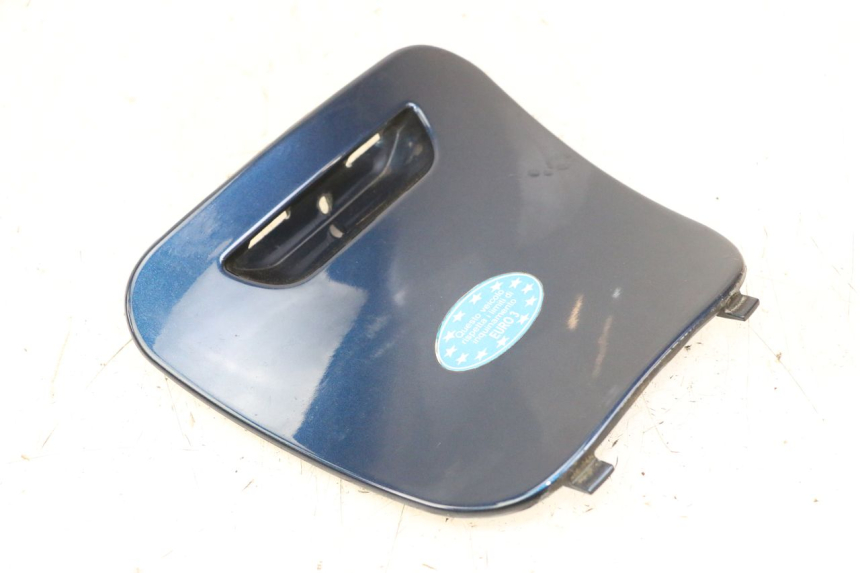 photo de SPORTELLO PIAGGIO VESPA LX 150 (2005 - 2013) - Dettagli dei punti di fissaggio