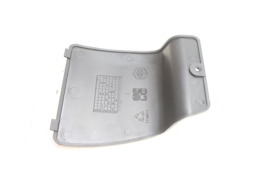 photo de SPORTO DI ISPEZIONE PIAGGIO X9 EVOLUTION 125 (2003 - 2007) - Primo piano tecnico