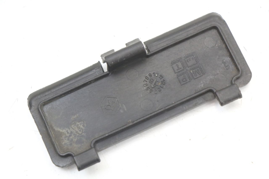 photo de SPORTO DI ISPEZIONE PIAGGIO XEVO - X EVO 125 (2007 - 2017) - Dettaglio del componente