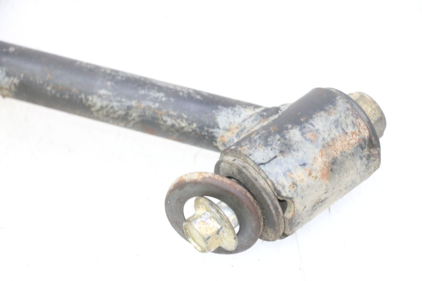 photo de BRACCIO OSCILLANTE POSTERIORE YAMAHA YFM GRIZZLY 550 (2008 - 2015) - Primo piano ad alta risoluzione