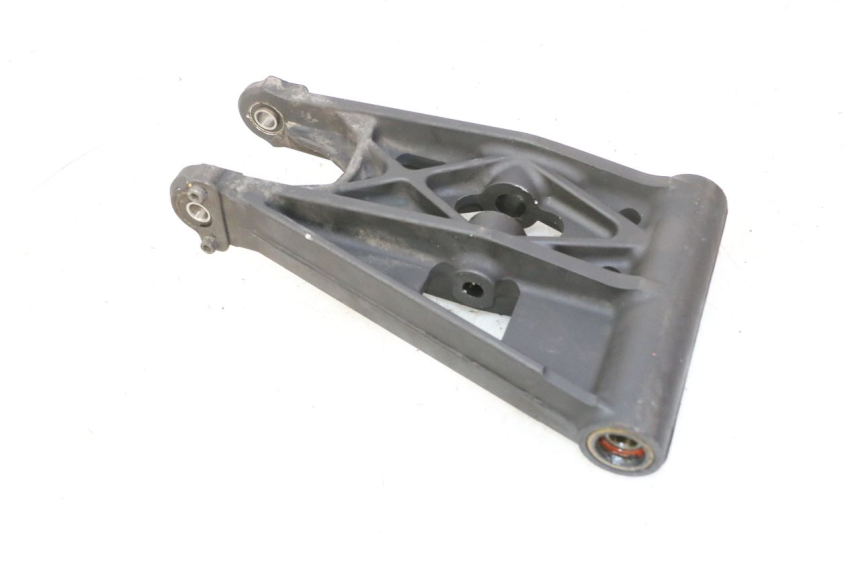 photo de BRACCIO OSCILLANTE ANTERIORE QUADRO 4 4D 350 (2015 - 2018) - Dettaglio del componente