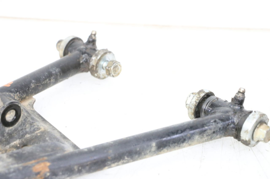 photo de BRACCIO OSCILLANTE ANTERIORE YAMAHA YFM R RAPTOR 250 (2008 - 2014) - Zoom sullo stato d'uso