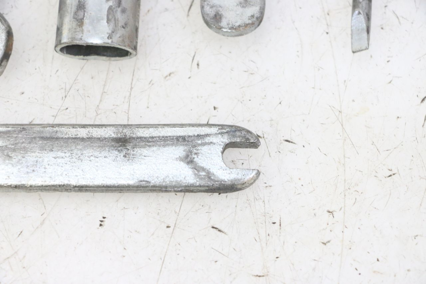 photo de KIT UTENSILI HONDA CBF 125 (2009 - 2015) - Primo piano tecnico