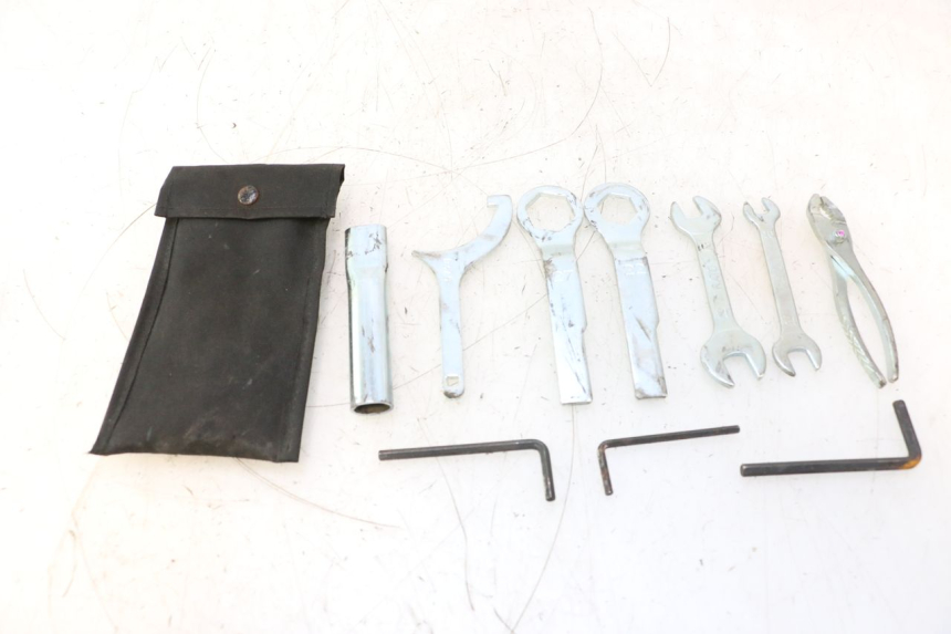 photo de KIT UTENSILI KAWASAKI ER-6 ER6 F ABS 650 (2012 - 2016) - Vista principale