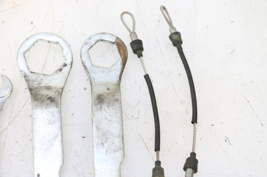 photo de KIT UTENSILI KAWASAKI ER-6 ER6 N 650 (2005 - 2009) - Ricambio usato controllato