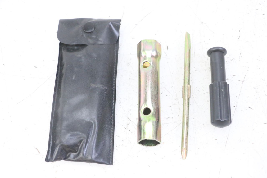 photo de KIT UTENSILI SYM FIDDLE 3 III 50 (2014 - 2020) - Vista principale