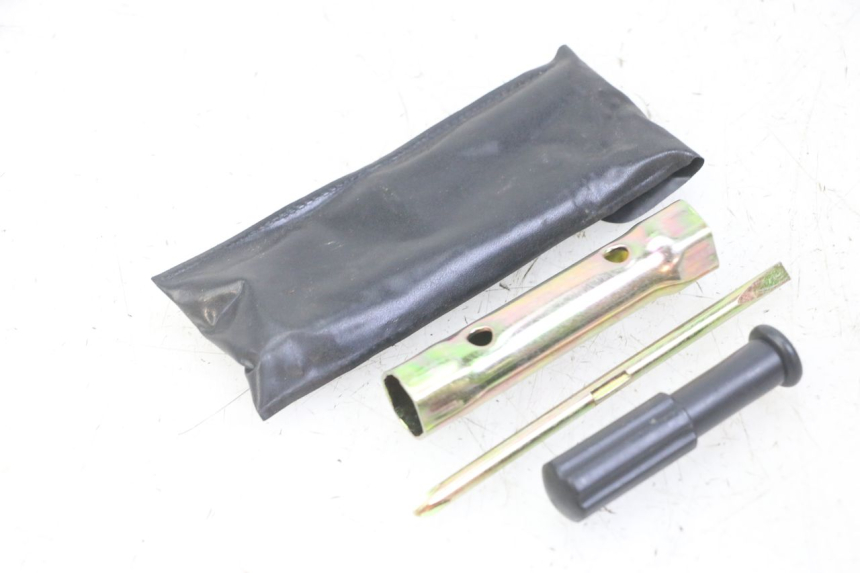 photo de KIT UTENSILI SYM FIDDLE 3 III 50 (2014 - 2020) - Zoom sullo stato d'uso