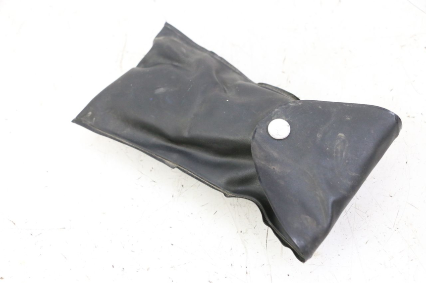 photo de KIT UTENSILI SUZUKI GSR 750 (2011 - 2017) - Dettaglio del componente