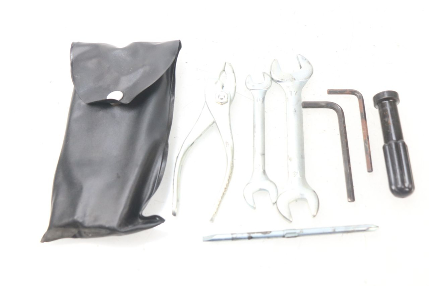 photo de Set di attrezzi SUZUKI GSX-R GSXR K16 1000 (2012 - 2016) - Vista principale