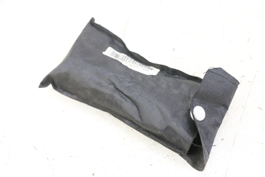 photo de KIT UTENSILI KIDEN KD125-G 125 (2018 - 2022) - Zoom sullo stato d'uso