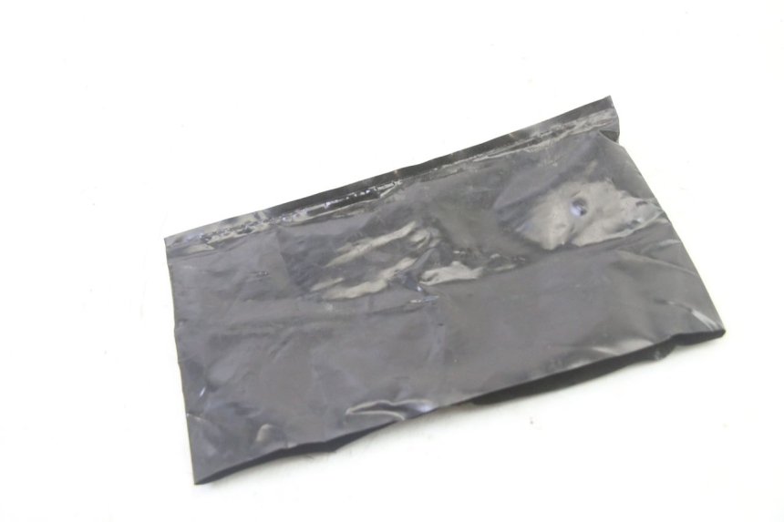 photo de KIT UTENSILI PIAGGIO MP3 RL 250 (2006 - 2010) - Zoom sullo stato d'uso