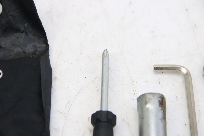 photo de SET DI ATTREZZI JM MOTORS OLDIES 4T 50 (2010 - 2020) - Altra angolazione