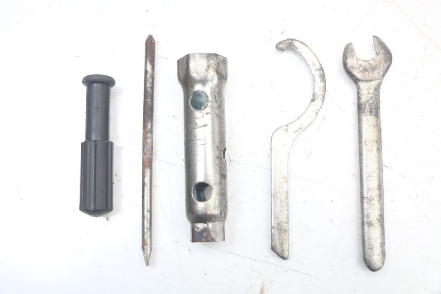 photo de KIT UTENSILI APRILIA SR MOTARD 50 (2012 - 2018) - Vista principale