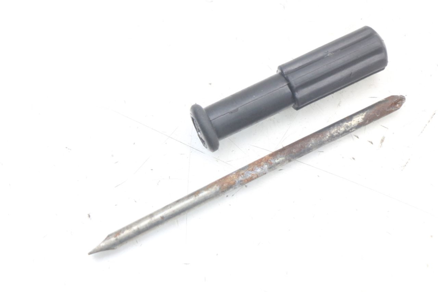 photo de KIT UTENSILI APRILIA SR MOTARD 50 (2012 - 2018) - Dettaglio del componente