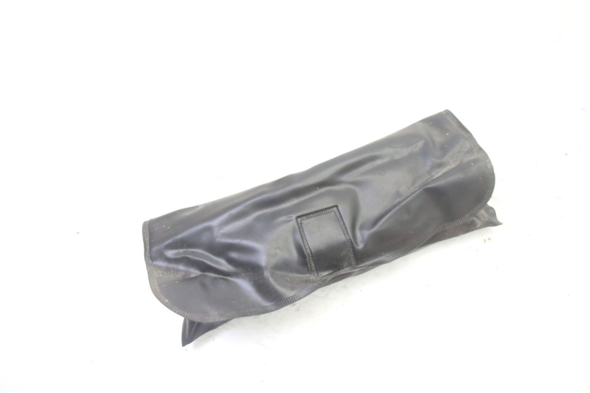 photo de KIT UTENSILI HONDA ST PAN EUROPEAN 1300 (2002 - 2013) - Zoom sullo stato d'uso