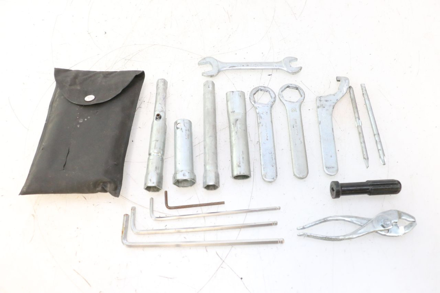 photo de KIT UTENSILI SUZUKI SV S 650 (2003 - 2009) - Vista principale