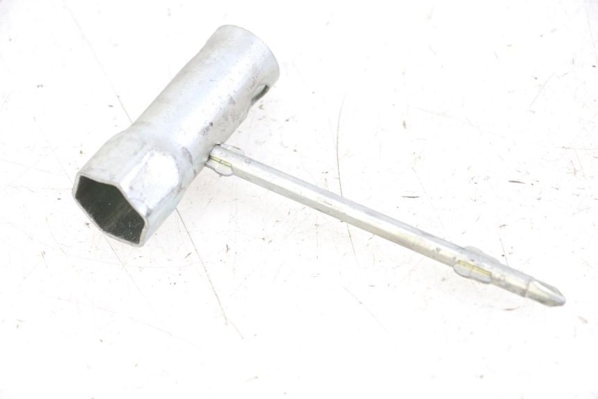 photo de KIT UTENSILI HONDA WALLAROO DX 50 (1993 - 1996) - Dettaglio del componente