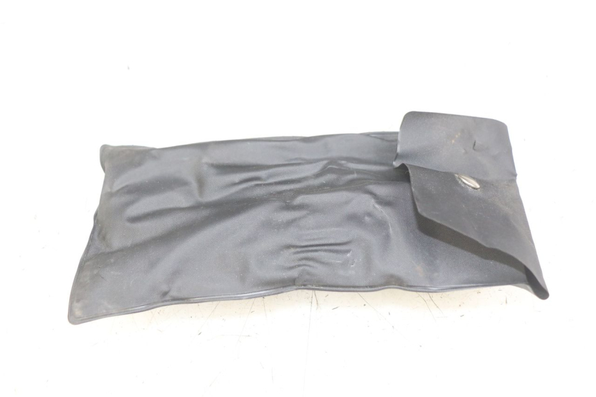 photo de SET DI ATTREZZI YAMAHA XMAX X-MAX 125 (2006 - 2009) - Altra angolazione