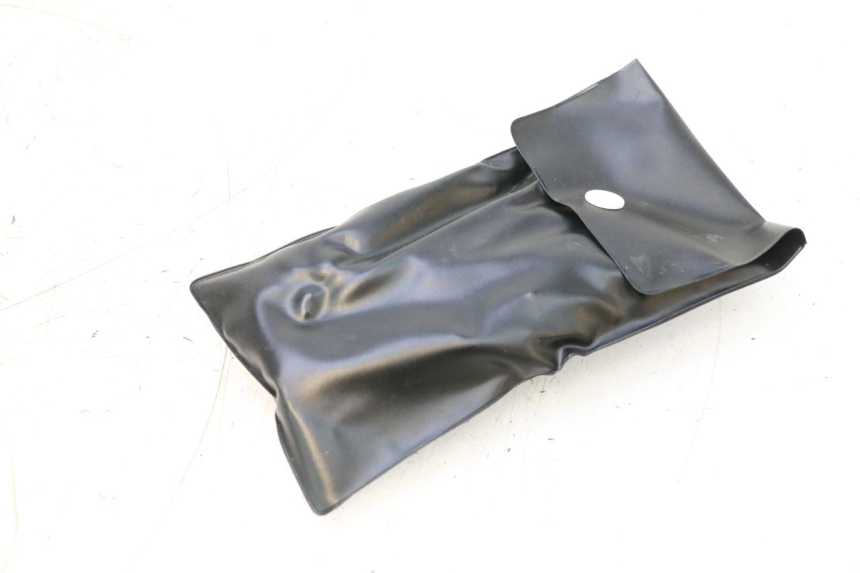 photo de SET DI ATTREZZI YAMAHA X-MAX XMAX 125 (2010 - 2013) - Zoom sullo stato d'uso