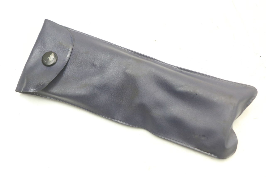 photo de KIT UTENSILI KYMCO XCITING 250 (2006 - 2009) - Zoom sullo stato d'uso