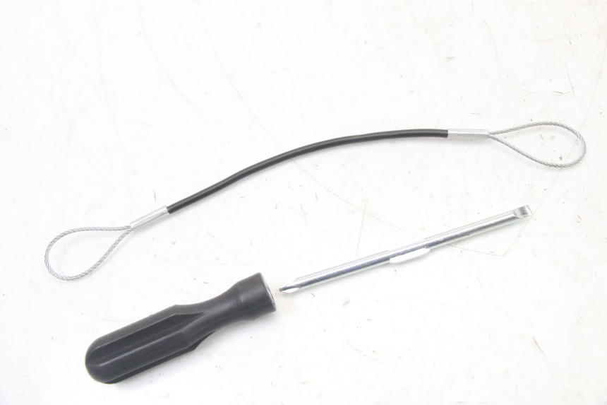 photo de KIT UTENSILI YAMAHA TRACER 7 700 (2020 - 2024) - Dettaglio del componente